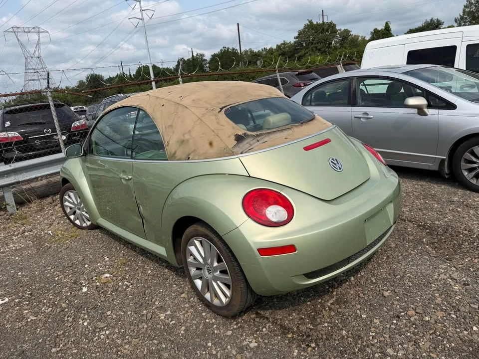 2008 Volkswagen New Beetle - Image 6 of 11