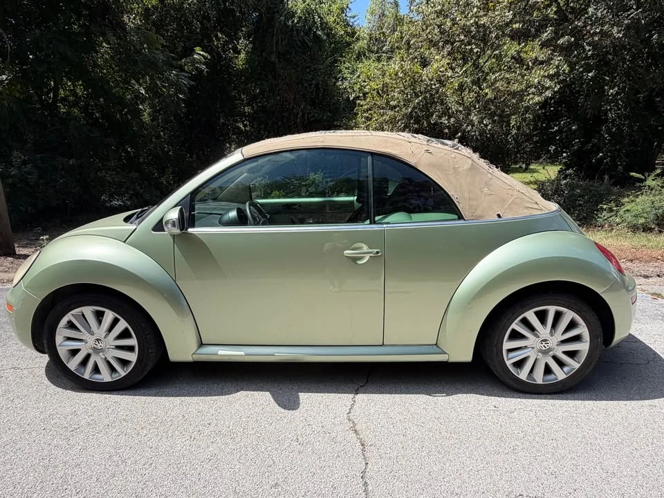 2008 Volkswagen New Beetle - Image 3 of 9