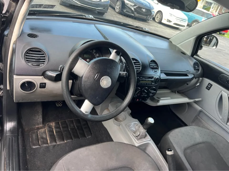 2008 Volkswagen New Beetle - Image 14 of 14