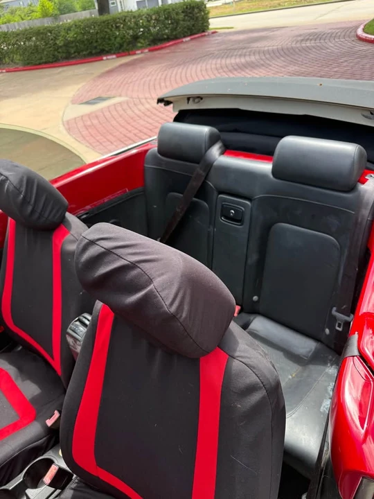 2008 Volkswagen New Beetle - Image 6 of 12