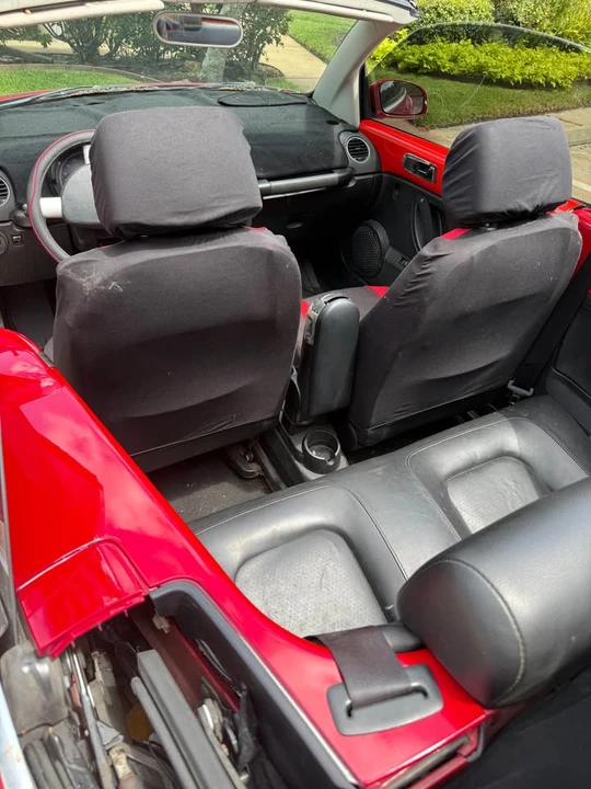 2008 Volkswagen New Beetle - Image 7 of 12