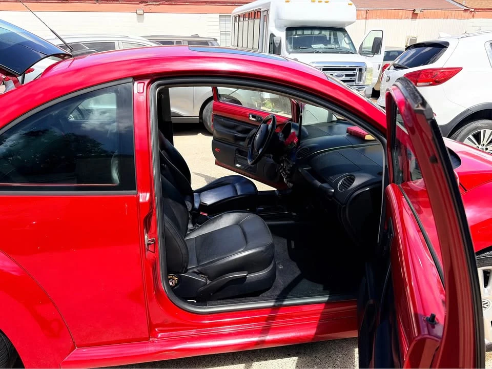 2008 Volkswagen New Beetle - Image 3 of 10