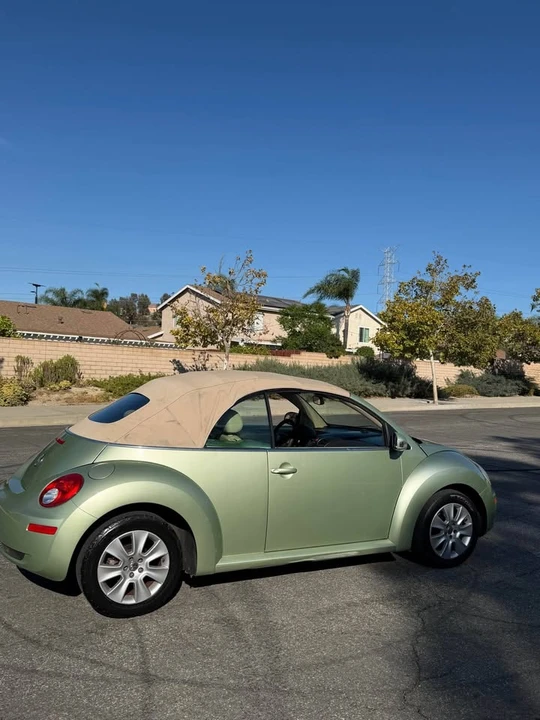 2008 Volkswagen New Beetle - Image 4 of 6