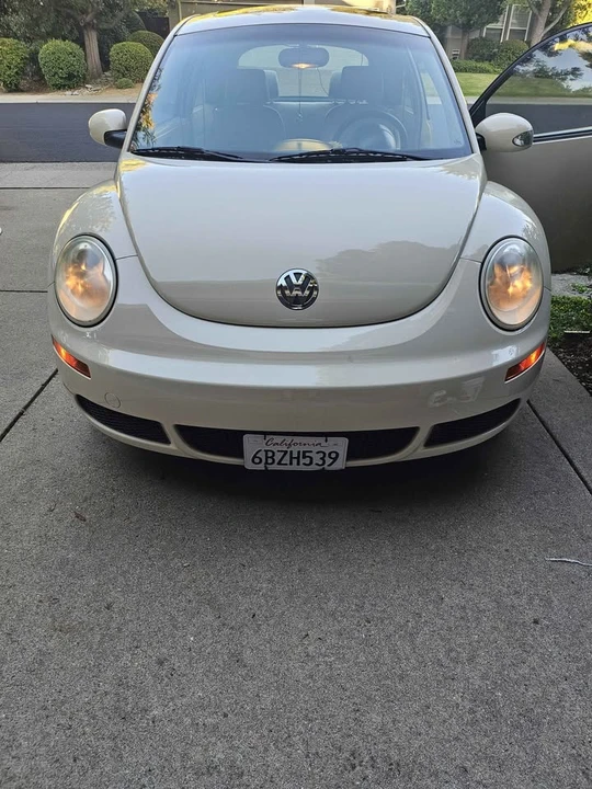 2008 Volkswagen New Beetle - Image 4 of 19