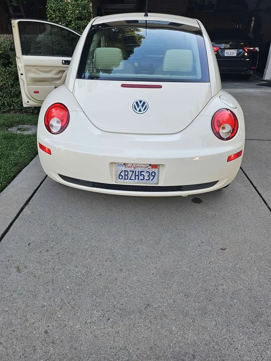 2008 Volkswagen New Beetle - Image 3 of 19