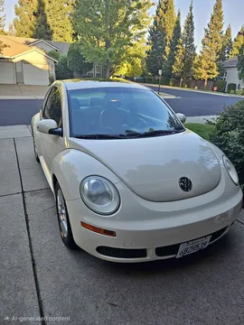 2008 Volkswagen Beetle 2.0T SE Hatchback 2D