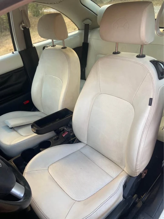2008 Volkswagen New Beetle - Image 2 of 9