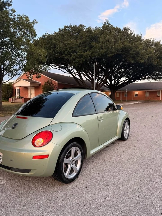 2008 Volkswagen New Beetle - Image 7 of 20