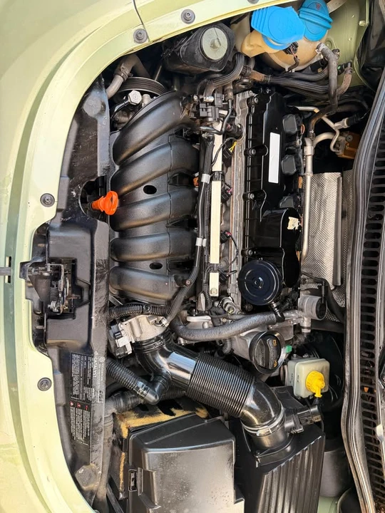 2008 Volkswagen New Beetle - Image 19 of 20