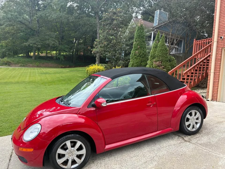 2008 Volkswagen New Beetle - Image 9 of 19