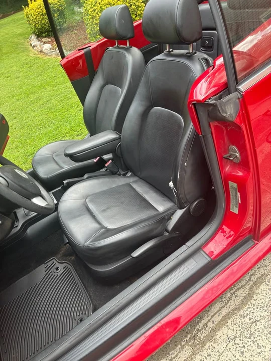 2008 Volkswagen New Beetle - Image 17 of 19