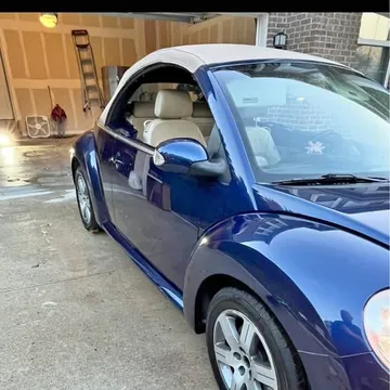 2008 Volkswagen Beetle 2.5L Convertible 2D