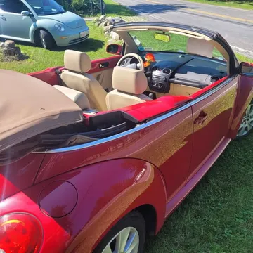 2008 Volkswagen Beetle 2.5L Convertible