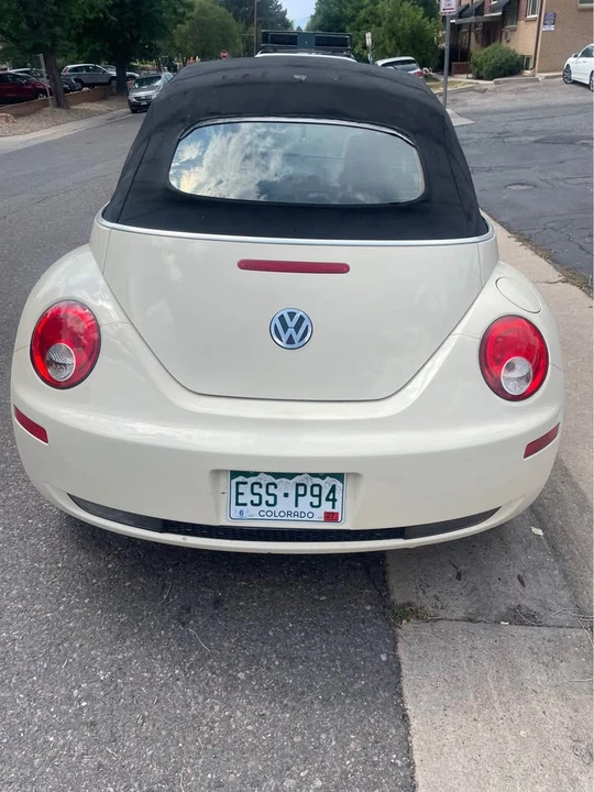 2008 Volkswagen New Beetle - Image 6 of 12