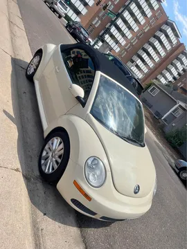 2008 Volkswagen Beetle 2.5L Convertible 2D