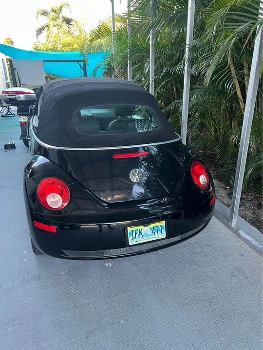 2008 Volkswagen New Beetle - Image 2 of 7