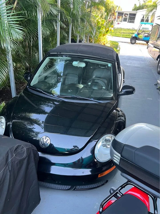 2008 Volkswagen New Beetle - Image 3 of 7