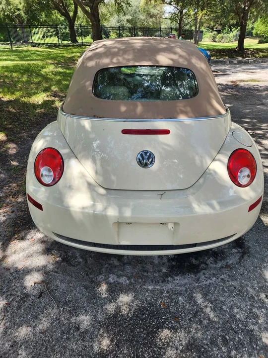 2008 Volkswagen New Beetle - Image 4 of 17