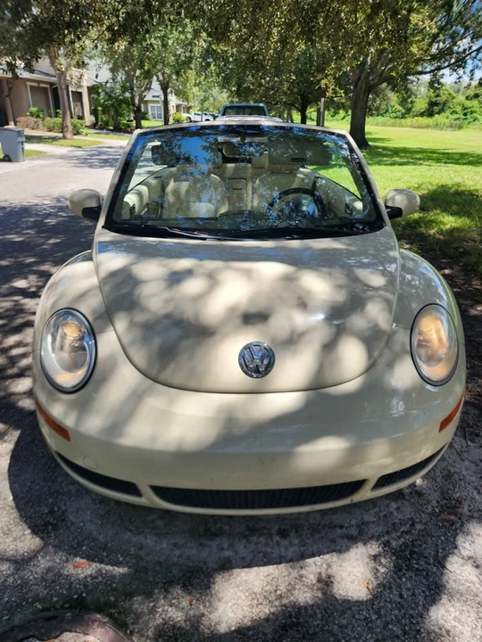 2008 Volkswagen New Beetle - Image 13 of 17