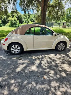 2008 Volkswagen Beetle 2.5L Convertible 2D