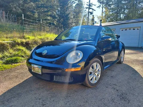 2008 Volkswagen Beetle 2.5L Convertible 2D