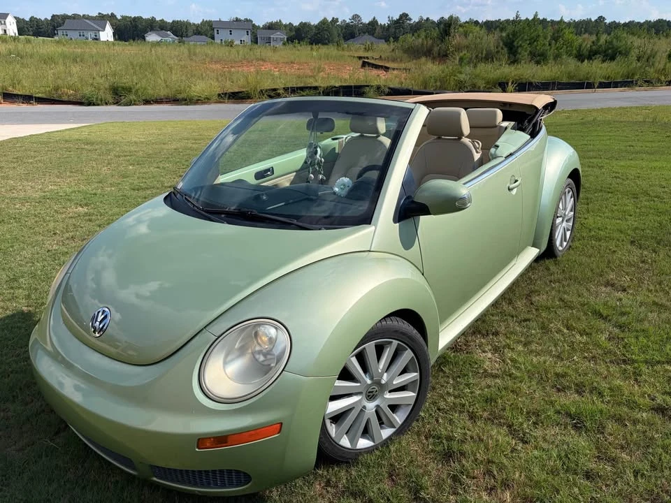 2008 Volkswagen New Beetle - Image 4 of 15