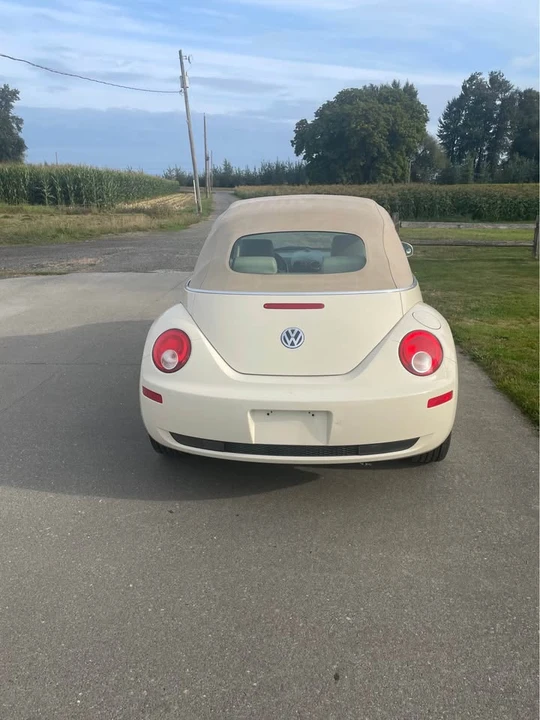 2008 Volkswagen New Beetle - Image 3 of 10