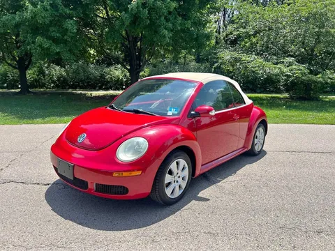 2008 Volkswagen Beetle 2.5L Convertible 2D