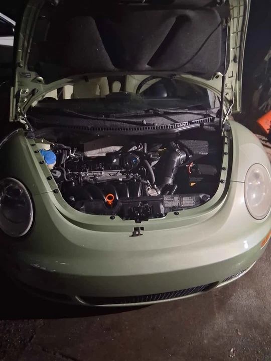 2008 Volkswagen New Beetle - Image 5 of 5