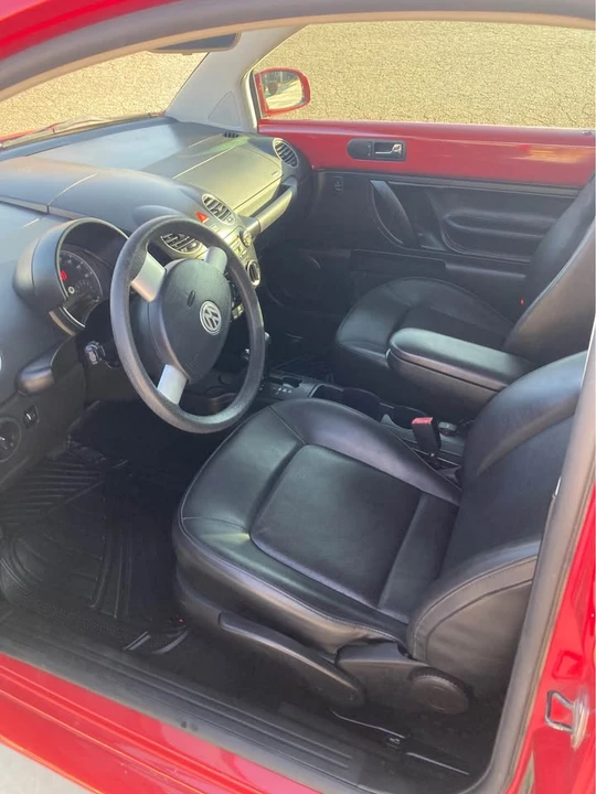 2008 Volkswagen New Beetle - Image 8 of 16