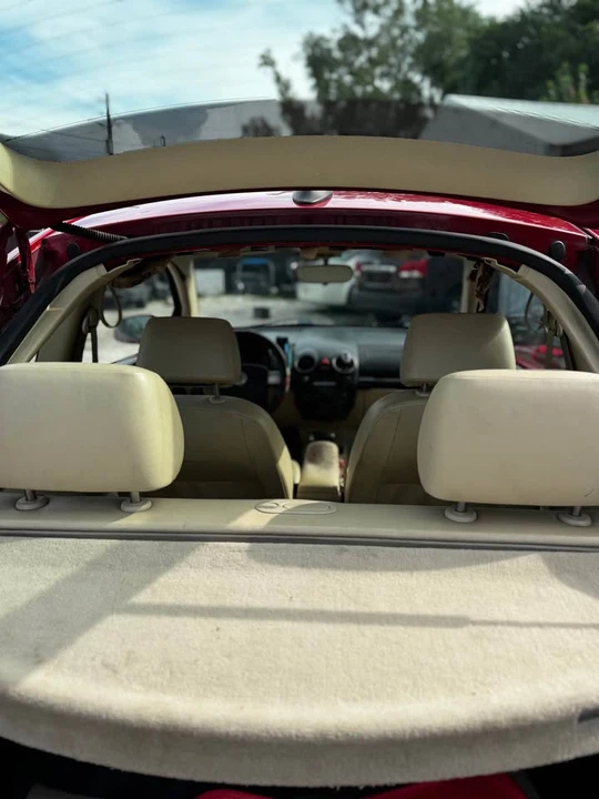 2008 Volkswagen New Beetle - Image 19 of 20