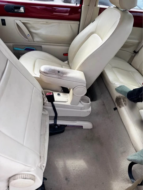 2008 Volkswagen New Beetle - Image 13 of 20