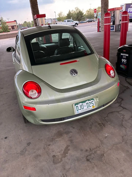 2008 Volkswagen New Beetle - Image 4 of 5
