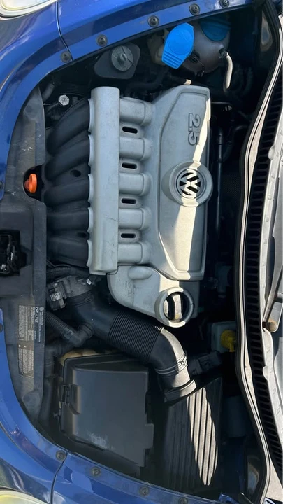 2008 Volkswagen New Beetle - Image 16 of 20