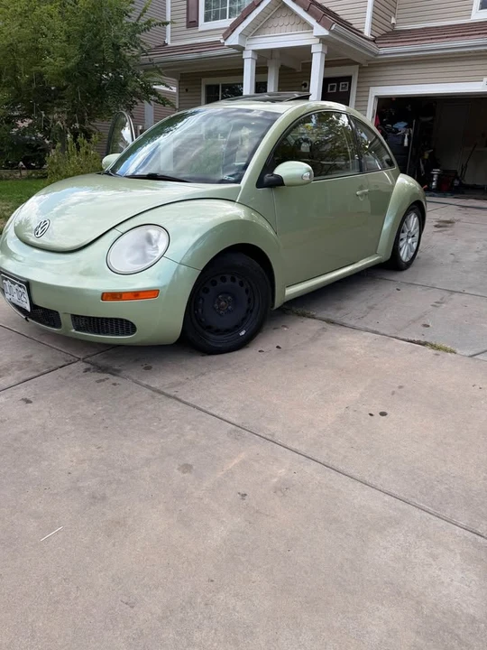 2008 Volkswagen New Beetle - Image 4 of 12