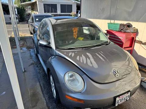 2008 Volkswagen Beetle 2.5L Hatchback 2D