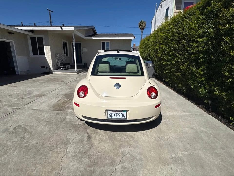 2008 Volkswagen New Beetle - Image 3 of 7