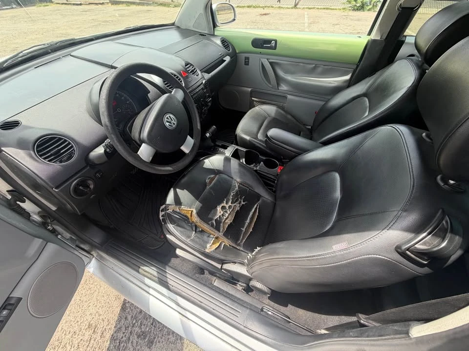 2008 Volkswagen Beetle - Image 5 of 5