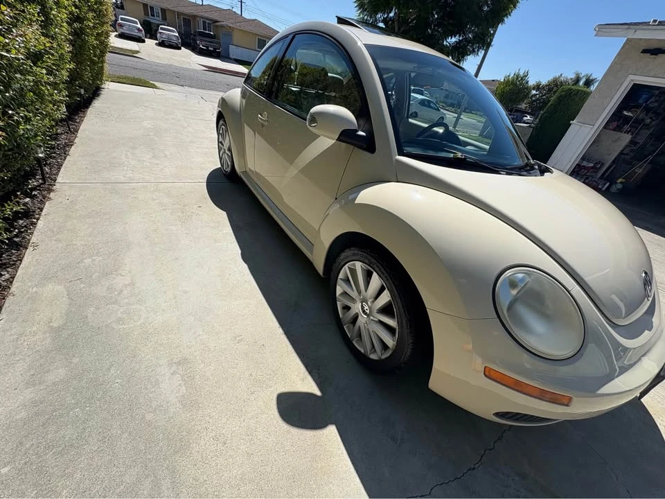 2008 Volkswagen New Beetle - Image 4 of 7