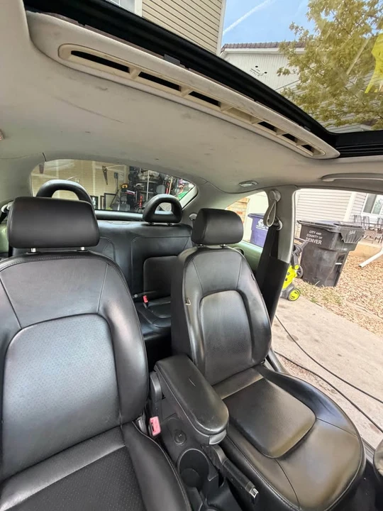 2008 Volkswagen New Beetle - Image 11 of 12