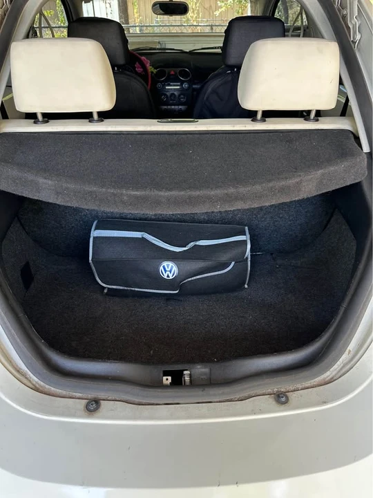 2008 Volkswagen New Beetle - Image 9 of 10