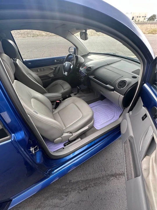 2008 Volkswagen New Beetle - Image 14 of 18