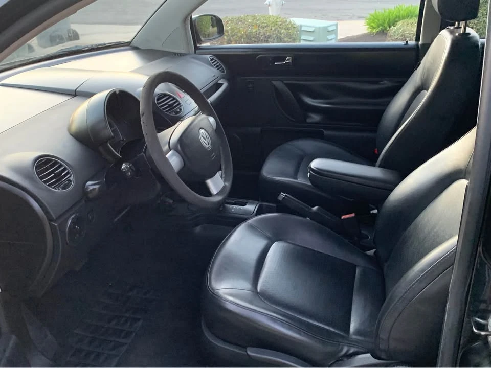 2008 Volkswagen New Beetle - Image 7 of 12