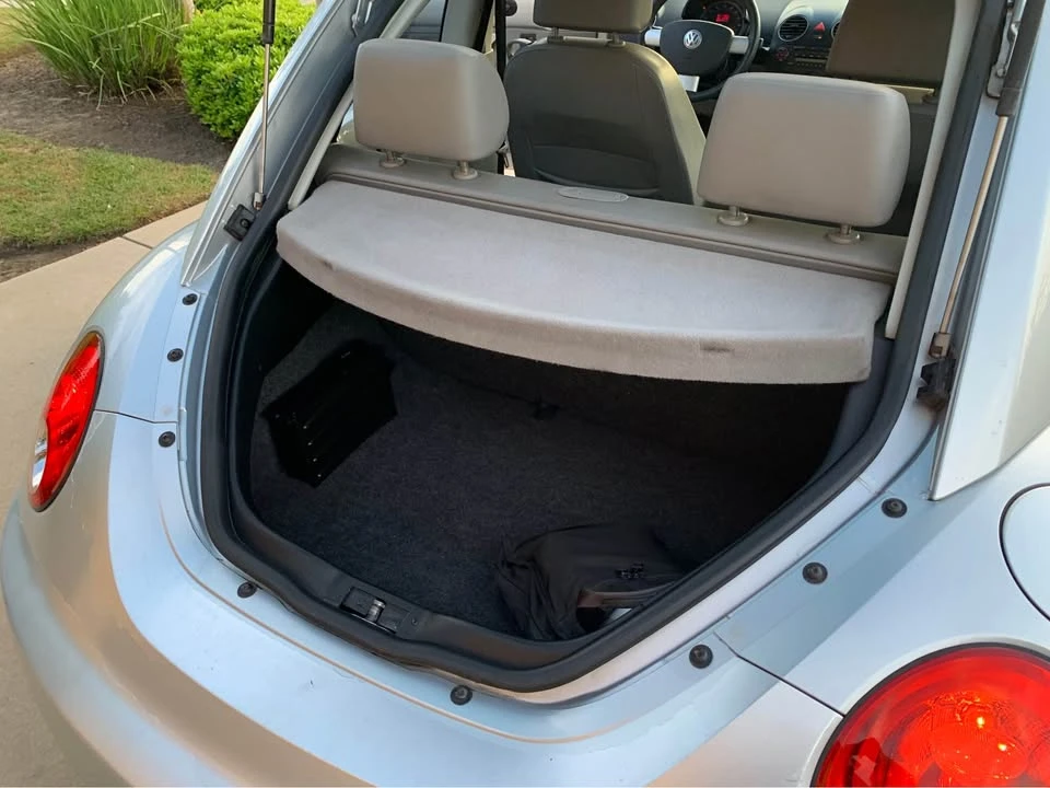 2008 Volkswagen New Beetle - Image 10 of 10