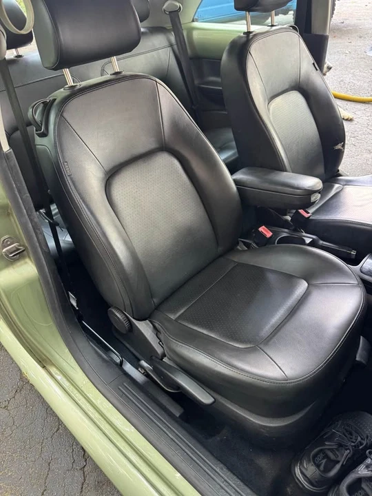 2008 Volkswagen New Beetle - Image 9 of 19