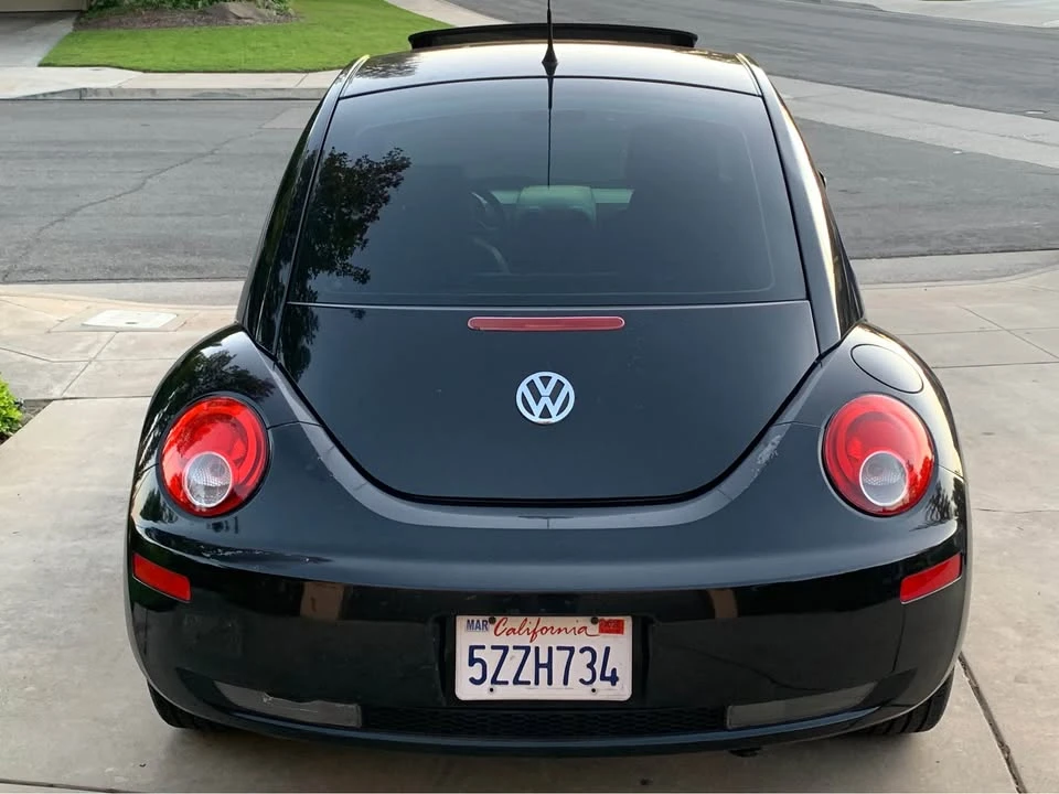 2008 Volkswagen New Beetle - Image 5 of 12
