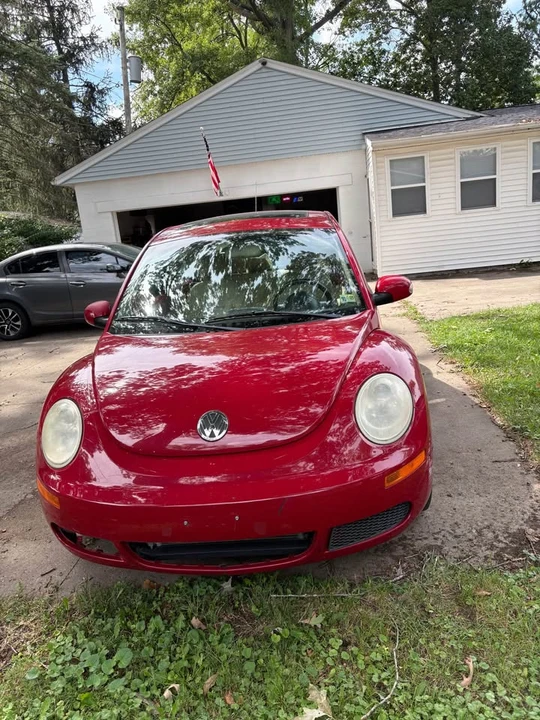 2008 Volkswagen New Beetle - Image 4 of 4