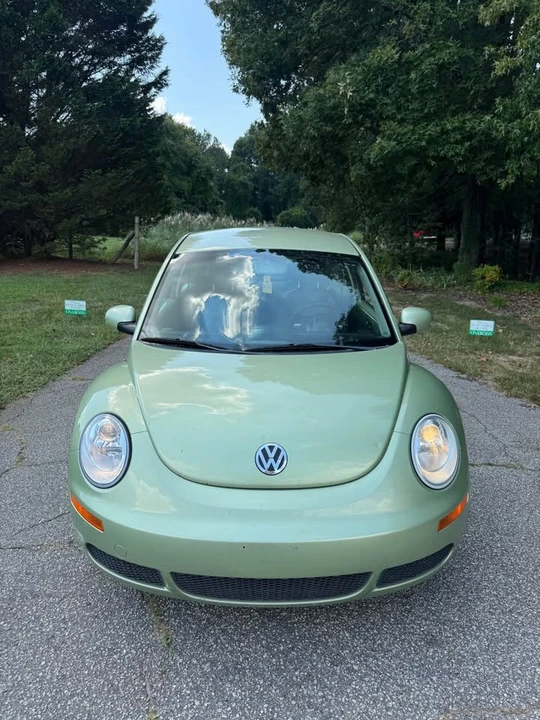 2008 Volkswagen New Beetle - Image 11 of 19