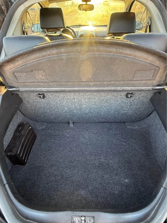 2008 Volkswagen New Beetle - Image 12 of 13