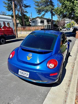 2008 Volkswagen Beetle 2.5L Hatchback 2D